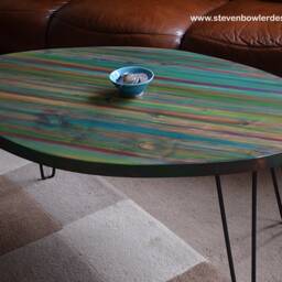 Oval Coffee Table Hand Painted Muted Nautical Shades Reds Greens + 16 - thumbnail 3