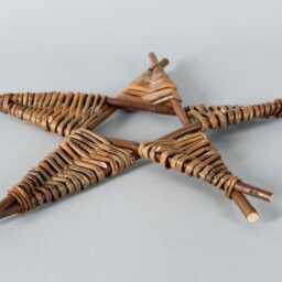 Woven Willow Christmas Star - Festive Sustainable Eco Decoration Handmade in Scotland - thumbnail 2