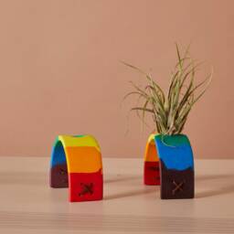 Jesmonite Table Planter For Tillandsia & Dried Plants - Eco Resin Botanical Display - thumbnail 3