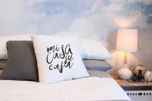 Mi Casa Su Throw Pillow