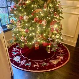 90 Inch Christmas Tree Skirt Red Extra Large Velvet Santa Tree Skirt Decorations Heirloom Gift - thumbnail 2