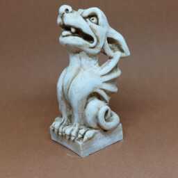 Patty The Mini Gargoyle - Small Figurine in Hard Plaster - thumbnail 2