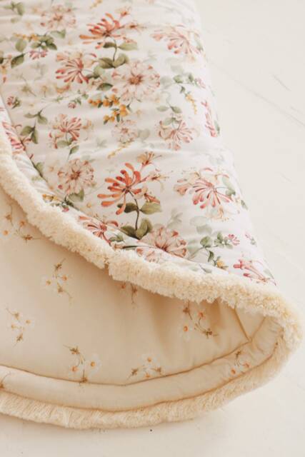 Floral Baby Play Mat Round Cotton Activity Rug With Fringe - image 1