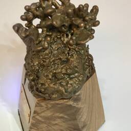 "Bronze Sculpture ""Haircut" - thumbnail 4