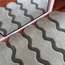 Sculpted Edge Hand Tufted Rug, Wavy Wool Area Rug Irregular Shape - thumbnail 1