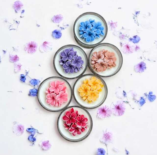 3D Flower Soy Wax Candle Set Scented Floral Decor, Thank You Gift - image 1