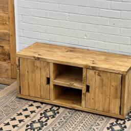Handmade Reclaimed Wood Media Unit - Rustic Industrial Scaffold Board Tv Stand With Doors - thumbnail 3