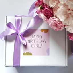Birthday Girl Candle- Gift Box - 2 Candle 80G & Wax Melts- Soy Candles- Wax For Her- Power - thumbnail 2