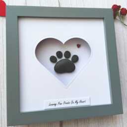 Pebble Art Dog Paw Print - Heart-Shaped Framed Pet Loss Gift - thumbnail 3