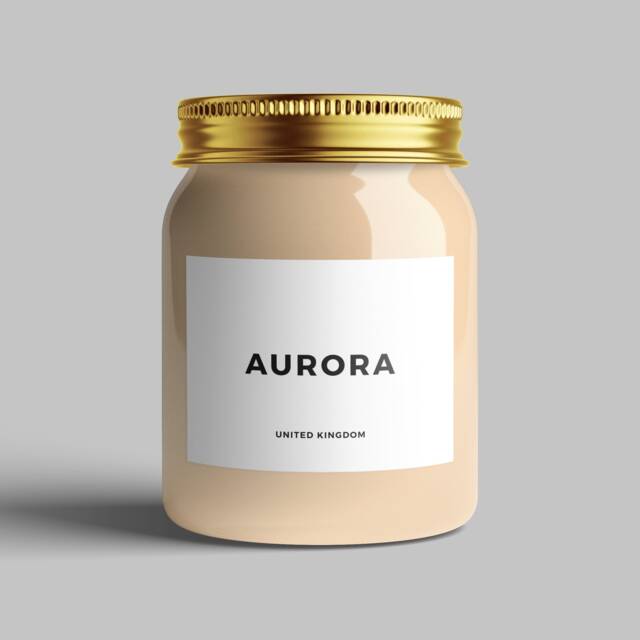 Snuggle Up - Warm & Cosy - Vegan, Triple Scented, Luxury Handmade Candle, 70 Hour Burn Time, 460 Grams - image 1