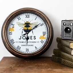 Personalised Bumblebee Wall Clock Custom Name Bumble Bees Glass Mother's Day Birthday Gift For Her County Kitchen Decor Housewarming Ekrc01 - thumbnail 4