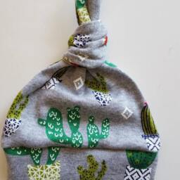 Cactus Gender Neutral Coming Home Set. Swaddle Blanket & Newborn Hat Baby Clothes. Photo Prop. Babay Shower Gift - thumbnail 2