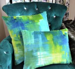 Harlequin - Amoura Velvet Emerald/Lime Stunning Brushstroke Cushion Cover Throw Pillow Designer Home Decor - thumbnail 1