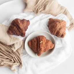 Croissant Candle - Novelty Soy Wax Candle, Foodie Gift - thumbnail 2