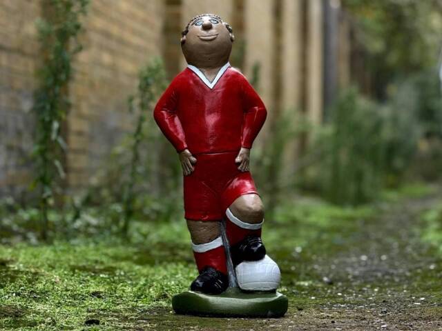 Football Player Statue Hand Painted Soccer Figurine Concrete Man Decoration Outdoor Footballer Ornament Cement Yard Art Sports Lover Gift - image 1