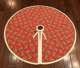 Handmade 54.5 Inch Red Paisley Christmas Tree Skirt-Made in Usa