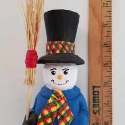 Carved Blue Snowman - thumbnail 3