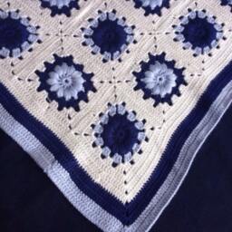 Vintage Style Crochet Baby Blanket Neon Pink Daisy Afghan - thumbnail 4