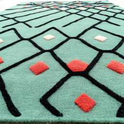 Handwoven Wool Kilim Rug - thumbnail 2