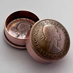 Big British Bronze Penny Coin Pot . Most Dates Available 1918 - 1967 Unique 60Th/80Th Anniversary Birthday Present. Snuff Stash Box - thumbnail 2