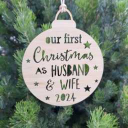 Husband & Wife Christmas Bauble-Decoration-Ornament-Christmas Tree-Gift-Christmas Gift-Wooden-Gift - thumbnail 3