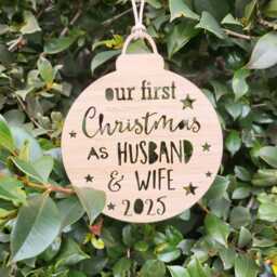 Husband & Wife Christmas Bauble-Decoration-Ornament-Christmas Tree-Gift-Christmas Gift-Wooden-Gift - thumbnail 2