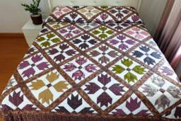 Bear Paw Hand-Quilted Quilt King Size, Rustic Brown Autumn Amish Style Patchwork, Heirloom Cotton Bedspread, Handmade Mountain Cabin Decor