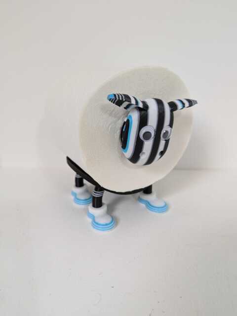 Newcastle United Sheep Toilet Roll Holder - Nufc Football Fans Funny Gifts For Him Or Her. Bathroom Decor , Accessories - image 1