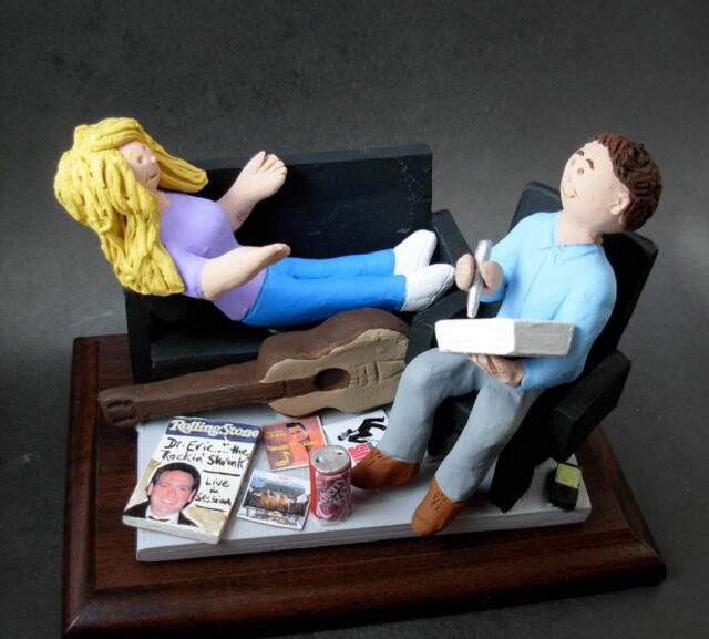Psychologist's Figurine, Custom Made Gift For A Therapist/Counsellor, Psychiatrist Graduation - Figurine Shrink - image 1