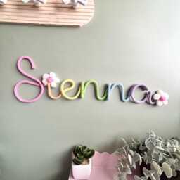 Custom Kids Name Sign With Daisy Flowers Wall Hanging For Nurseries & Girly Bedrooms - thumbnail 3