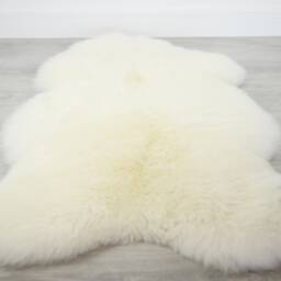Real, Natural, Genuine Creamy White Sheepskin Rug Scandinavian Design Perfect For A Baby Room - thumbnail 4