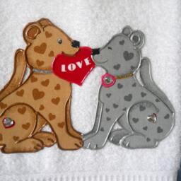 Appliqued Valentine Hand Towel Puppy Love Kitchen Decor - thumbnail 3