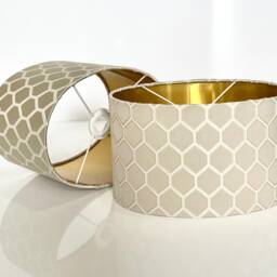 New Luxury High Quality Off White Geometric Pattern Silk Fabric Lamp Shade Oval Shape Oval With Metallic Lining - thumbnail 2