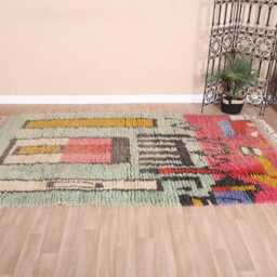Vintage Moroccan Boujaad Rug 5x8 Ft - thumbnail 2