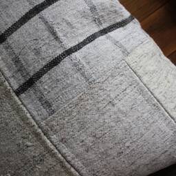 50cm - 20Inch Vintage Kilim Patchwork Cushion Cover Handwoven - Modern Assembly White Cream Grey Checks - thumbnail 3