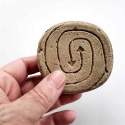 Reproduction Of Idol Plaque Valdivia Culture 10 - thumbnail 4