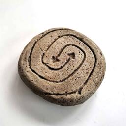 Reproduction Of Idol Plaque Valdivia Culture 10 - thumbnail 3