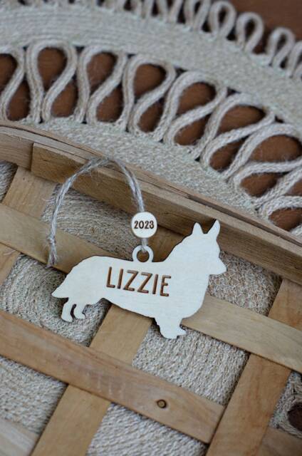 Simple Silhouette Corgi Christmas Ornament - Dog Lover Gift Personalized Pet Gifts Mom - image 1