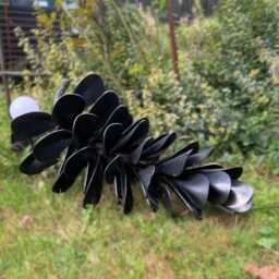 Rusty Metal Pine Cone Sculpture - Weathered Steel Garden Decoration Handmade Rustic Outdoor Art Gift - Size 90 cm X 35 - thumbnail 2