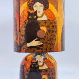 Klimt Style Lady With Black Cat Decoupage Table Lamp - thumbnail 4