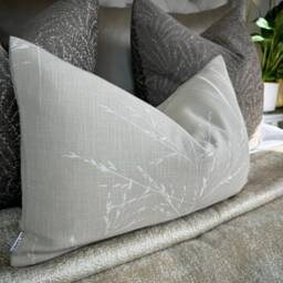 "Decorative Cushion Cover, Fern Leaf Pillow Cover , Beige Ivory , 12"" X 20" - thumbnail 4