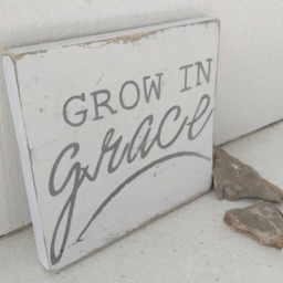 Grow in Grace Wood Sign // Faith Based Inspirational Wall Art Christian Distressed Rustic - thumbnail 2