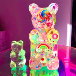 Gummy Bear Art, Giant Resin Bear, Pop Art Sculpture, Dopamine Decor, Candy Maximalist Fake Food Funky Decor - thumbnail 3