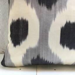 Silk Ikat Pillow Cover, Handwoven Decorative Cushion - 16x16 - thumbnail 3