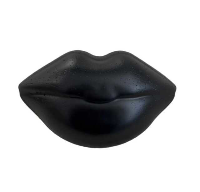 Smooch - image 1