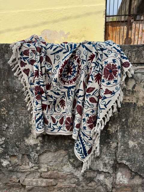 Traditional Suzani Cotton Tnt Throw Blanket - Lightweight Decorative Sofa & Couch Cover - image 1