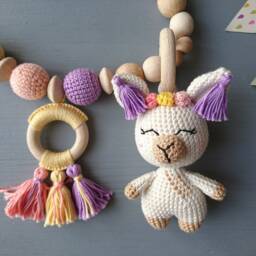 Crocheted Llama Stroller Chain Handmade Baby Toy, Gender Neutral - thumbnail 3