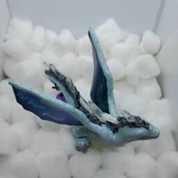 Winter The House Dragon - thumbnail 3