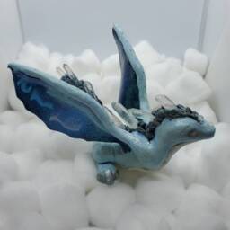 Winter The House Dragon - thumbnail 2