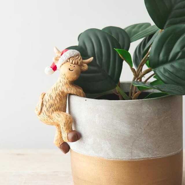 Christmas Plant Pot Santa Festive Hanging Highland Cow Coo Decoration Hanger - image 1